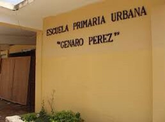 Clausuran escuela Genaro Perez