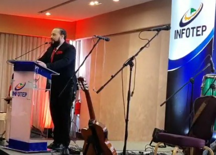 " El manejo ético es fundamental para lograr credibilidad" Omar Rivera