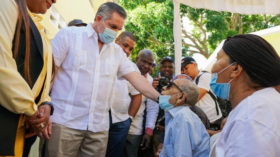 Ministro Neney Cabrera