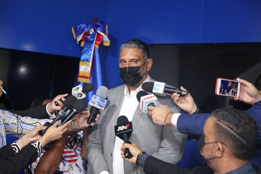 Ministro de Interior dice protestas son financiadas por oposición para alterar la paz pública