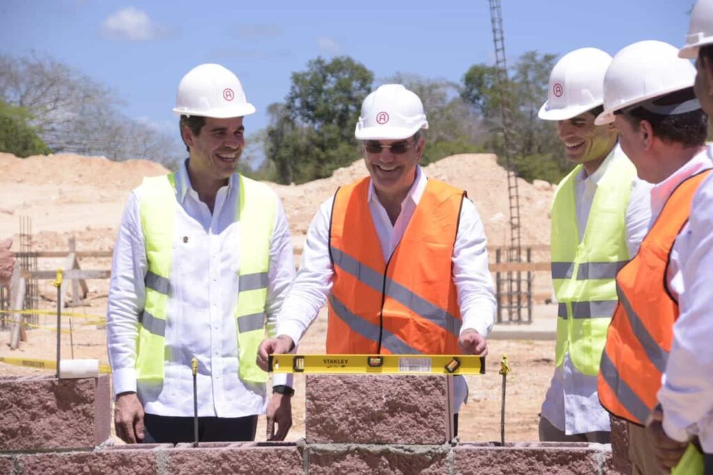 Inauguración trabajo Industrias Aguayo