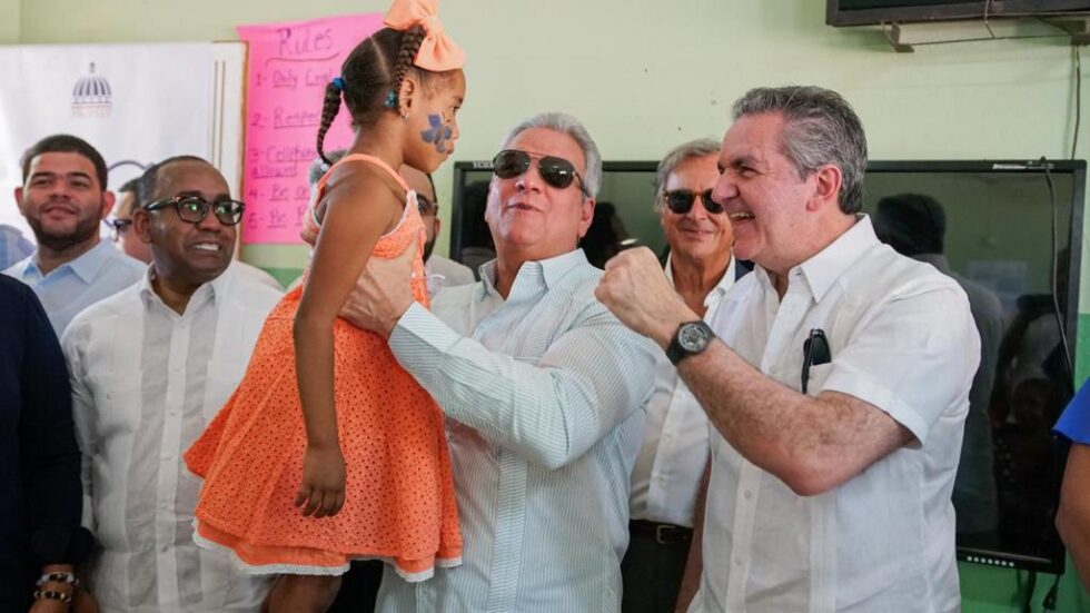 Lisandro Macarrulla acompaña a Neney Cabrera en Jornada de Inclusión Social 