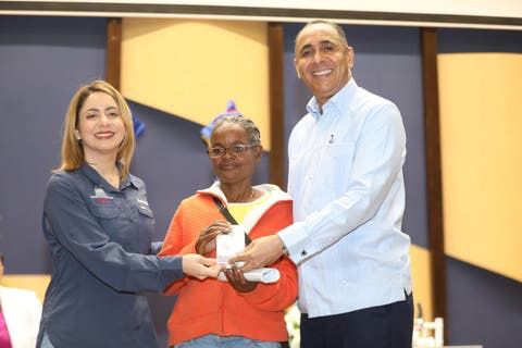 Inician programa llevará conexión de Internet a 2 mil hogares