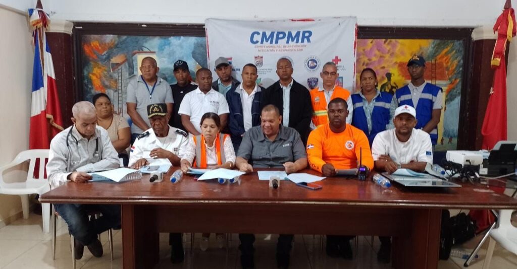 ASDN mantiene activo CPMR ante incidencia vaguada que afecta el país