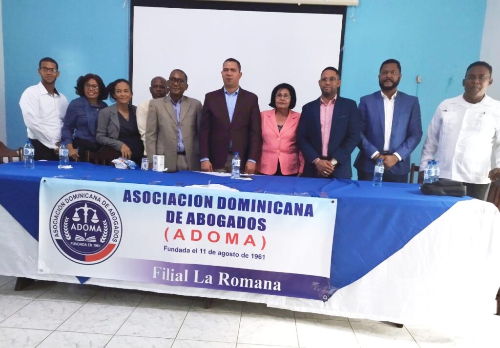 ADOMA juramenta filial en la provincia La Romana