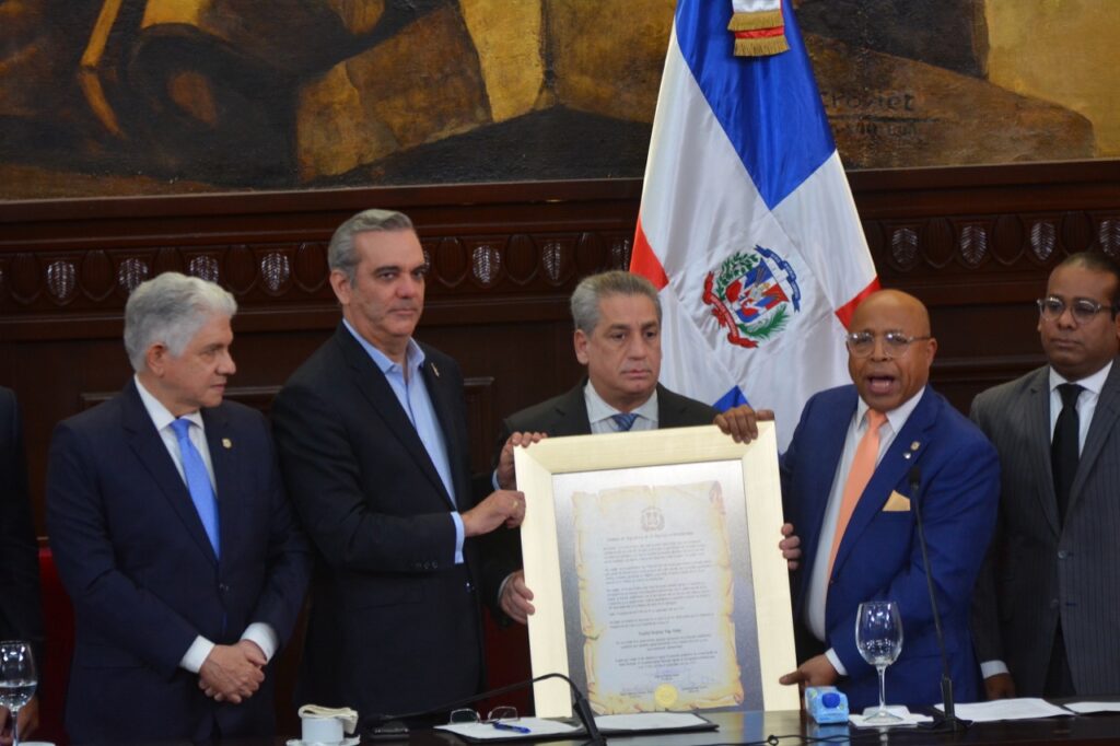 Cámara de Diputados reconoce a la Ciudad Destino Cap Cana por 20 años de grandes inversiones turísticas
