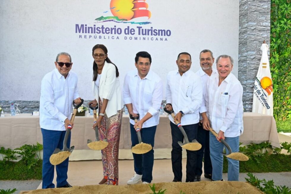 Turismo inicia reconstrucción de la vía Domingo Maíz 