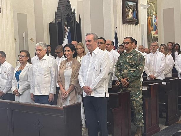 Presidente Abinader encabeza Tedeum por el 179