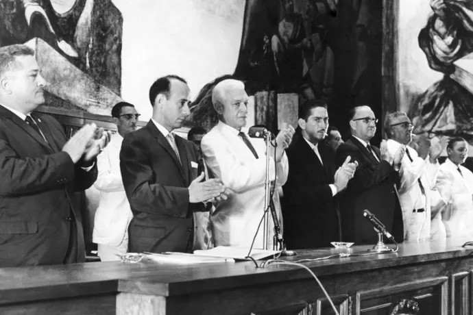 Juan Bosch cuando proclamó la constitución del 1963